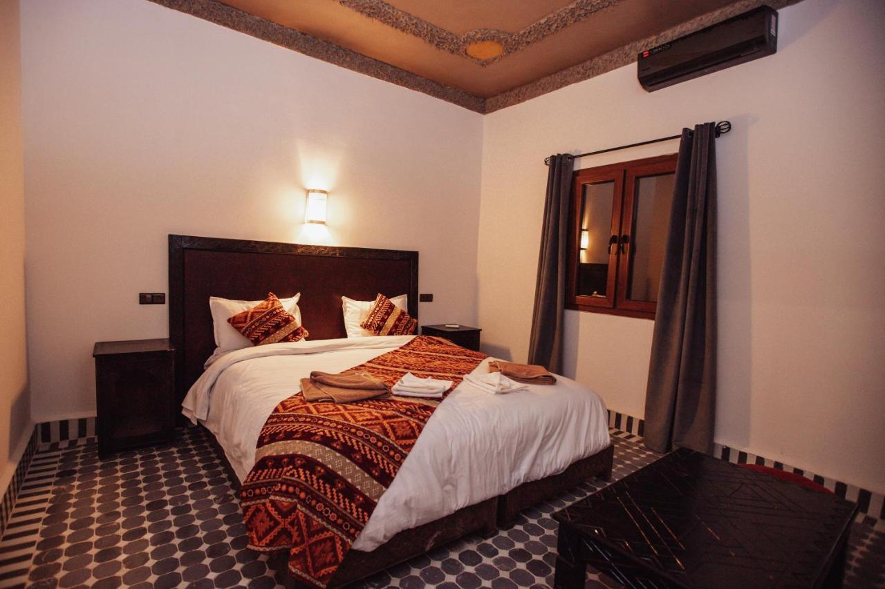 Traditional Riad Merzouga Dunes Экстерьер фото