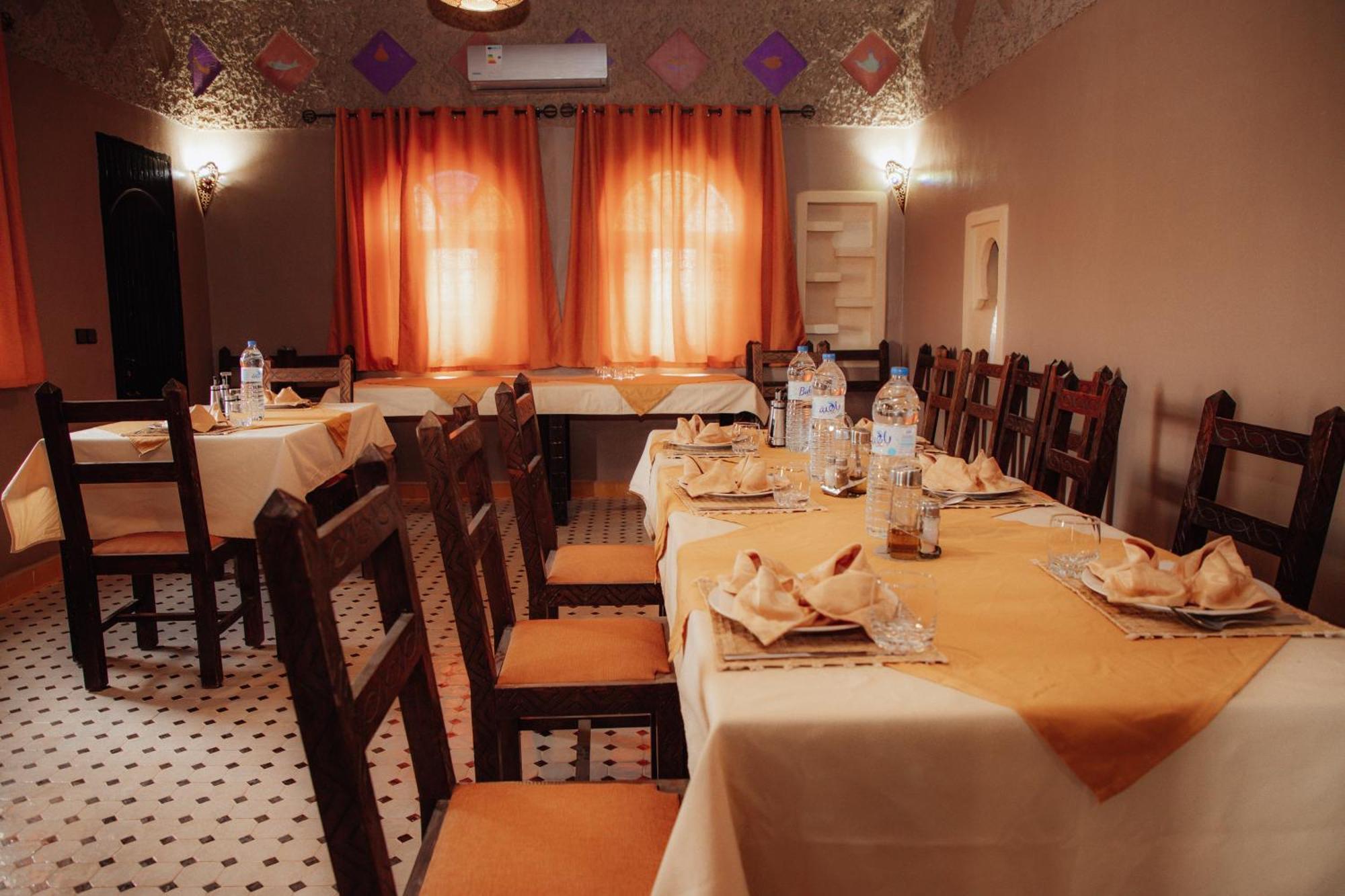 Traditional Riad Merzouga Dunes Экстерьер фото